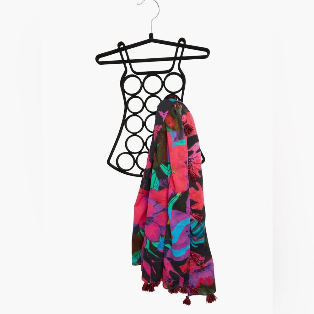 Black Metal Scarf Hanger Shaped like A Dress